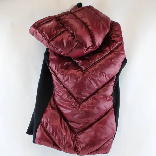 DKNY Sport Women's M Burgundy Hooded Quilted Puffer Vest
