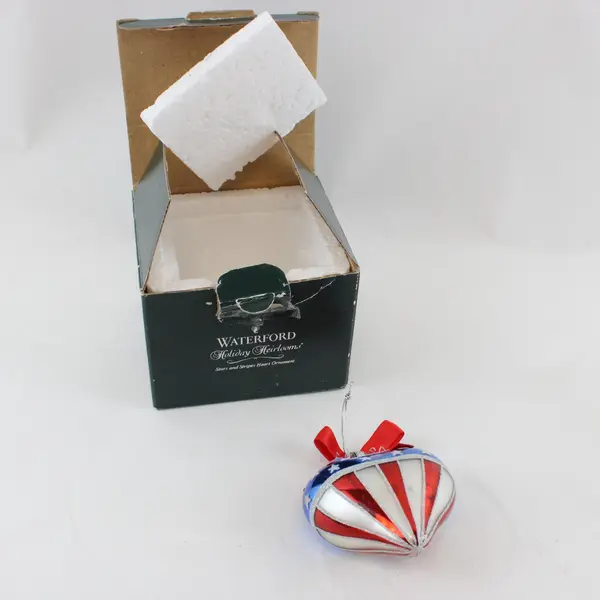 Waterford Holiday Heirlooms Stars & Stripes Heart Ornament 2003 3in Box Damaged