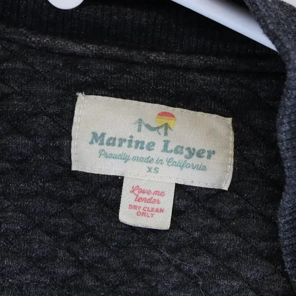 Marine Layer Women's XS Dark Gray Diamond Quilted Snap Button Jacket