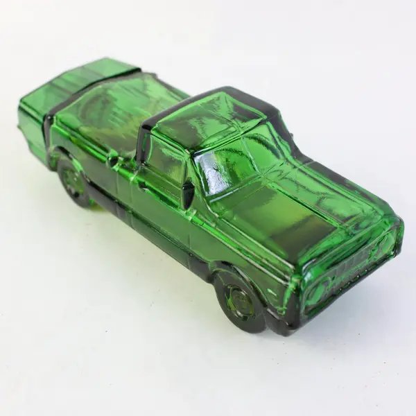 Avon Green Pickup Truck Deep Woods After Shave 5 Fl Oz Bottle