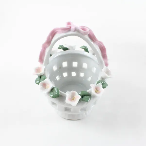 Lot of 3 Porcelain Easter Baskets White Floral Accent Spring Decor