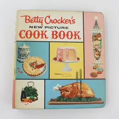 VTG Betty Crocker's Picture Cook Book 1961 5-Ring Hardcover Binder Acceptable