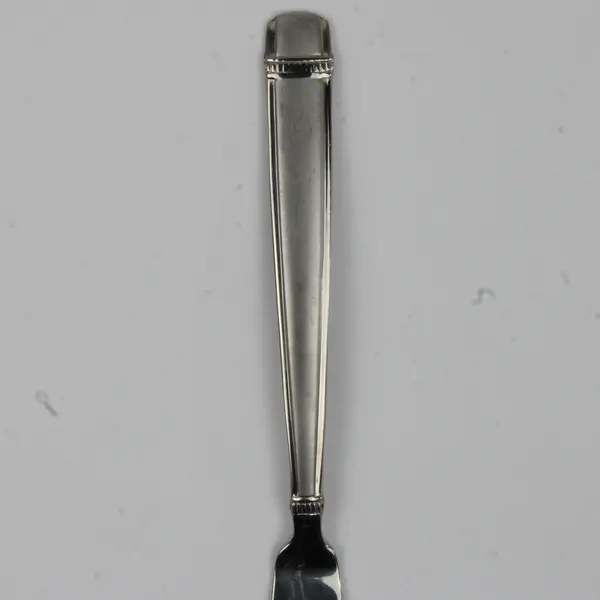 A Lot of 4 Reed & Barton 18/8 Stainless Durham-Matte Butter Knives 7.125 Inches