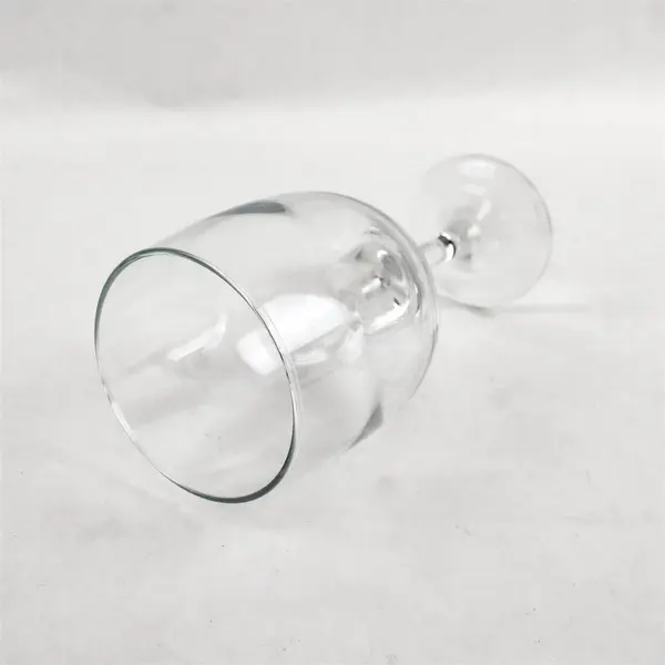 Clear Stemmed Wine Glass Pre-Owned Collectible Glassware