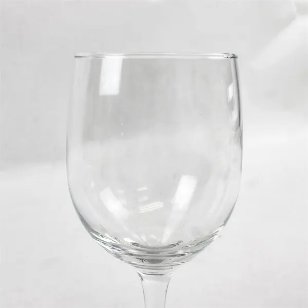Clear Stemmed Wine Glass Pre-Owned Collectible Glassware