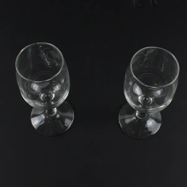 Set of 2 Clear Etched Wine Glasses 6.5 oz Stemmed Decorative