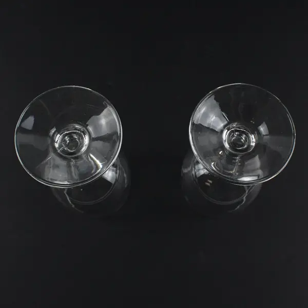 Set of 2 Clear Etched Wine Glasses 6.5 oz Stemmed Decorative