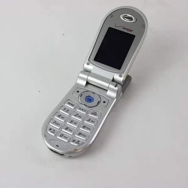 LG Verizon VX4500 Flip Phone w/ Charging Base Vintage Cell Phone