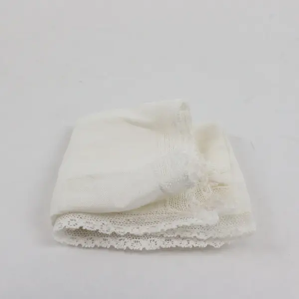Vintage Off-White Lace Trim Handkerchief