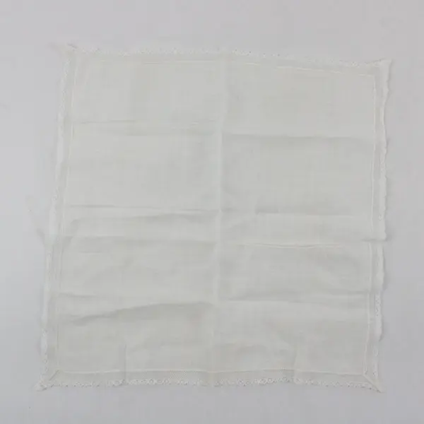 Vintage Off-White Lace Trim Handkerchief