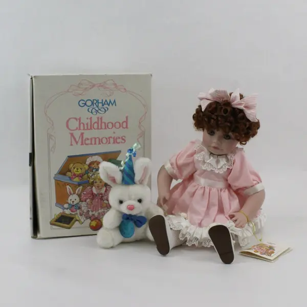 1991 Gorham Amanda Childhood Memories Dolores Valenza Porcelain Doll Bunny's