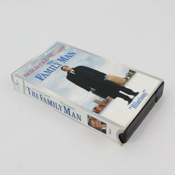 The Family Man 2001 VHS Tape Special Edition Nicolas Cage & Téa Leoni 
