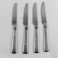 Lot of 4 Cambridge Silver Reston Stainless Steel Silverware Dining Knives 9 1/4"