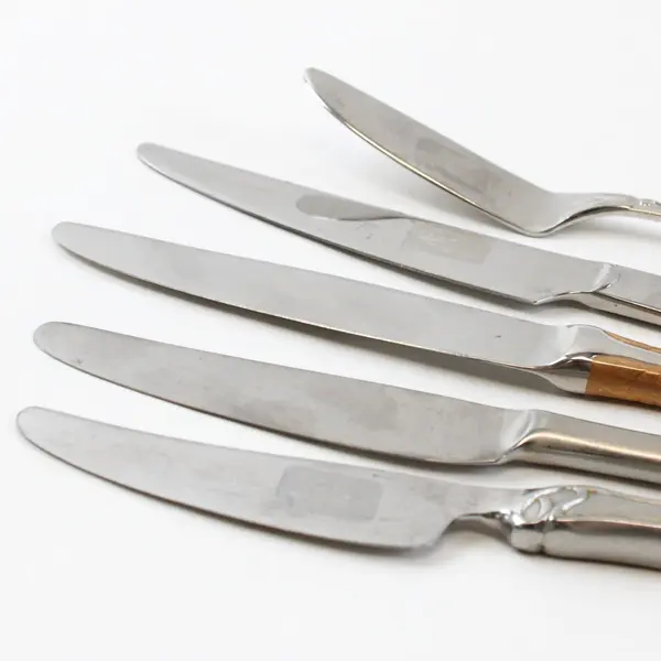Lot of 5 Yamazaki/Yamazaki-Roy Stainless Table Knives 9, 8.5, 7in