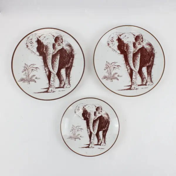 Set of 3 San Diego Wild Animal Park Elephant Plates Mike Schnorr