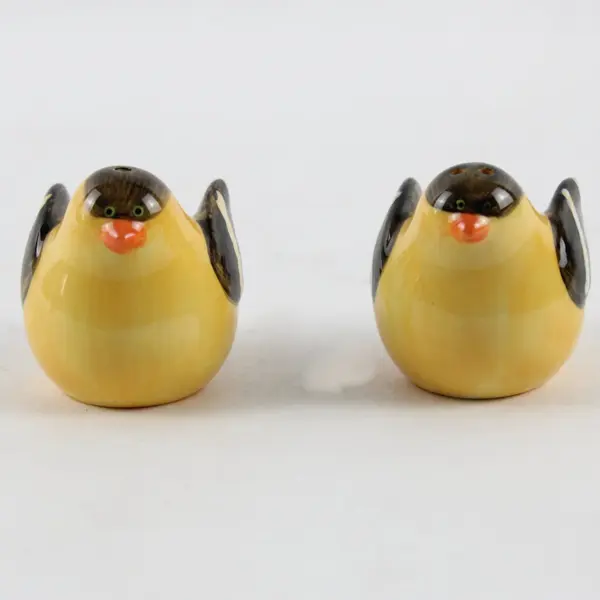 Amscan Little Shakers Oriole Bird 440254 Ceramic Salt Pepper Shakers Set 2