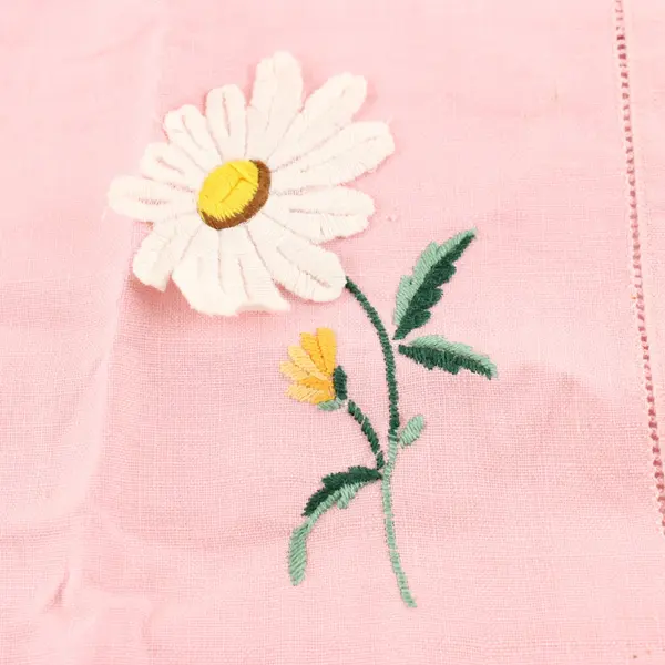Vintage Pink Embroidered Daisy Linen Fingertip Towel Napkin