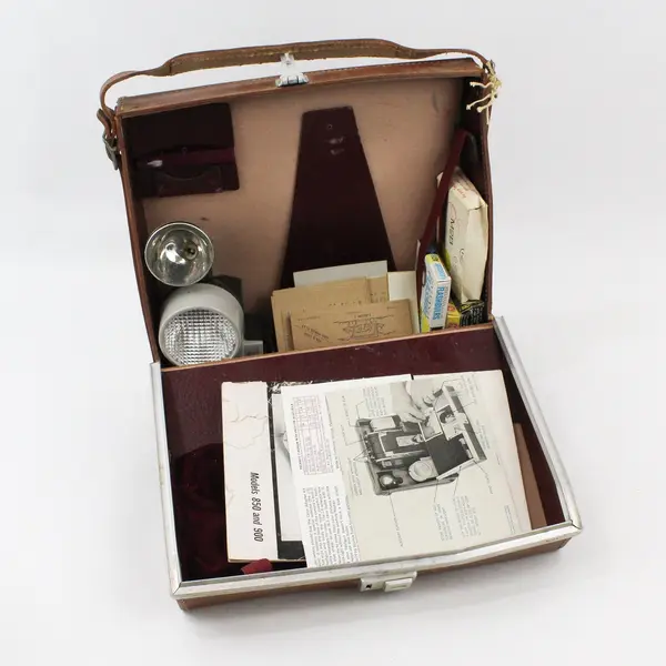 Vintage Polaroid 900 Electric Eye Land Camera Gray Wink-Light Flash Case