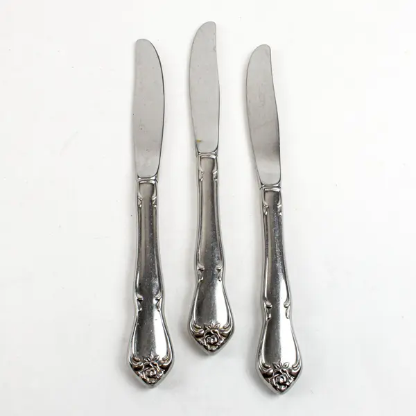Lot of 3 Oneida Rogers Arbor Rose-True Rose Stainless Modern Solid Knives 8 3/8"