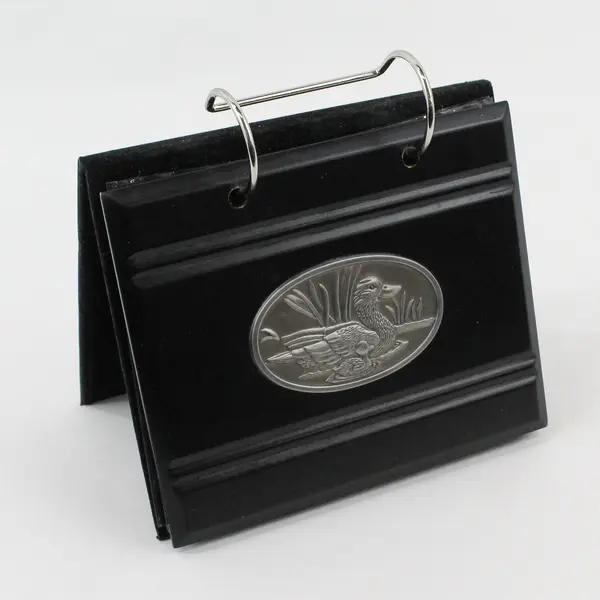 Vintage Black Duck Medallion Desktop Flip Photo Album 4.5"x6"