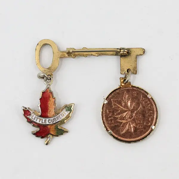 Vintage Canadian Key-Style Maple Leaf Enamel Brooch Pin 1953 Penny Charm