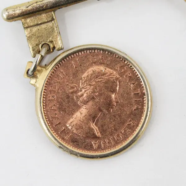 Vintage Canadian Key-Style Maple Leaf Enamel Brooch Pin 1953 Penny Charm