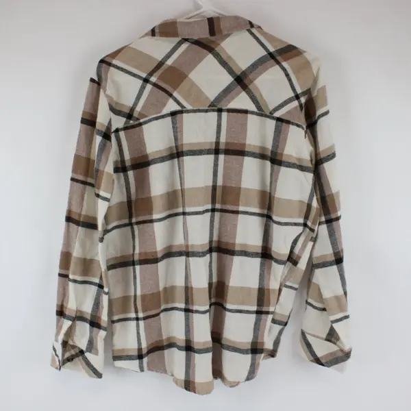 Weekends Everyday Women's M Beige Black Plaid Button Down Flannel