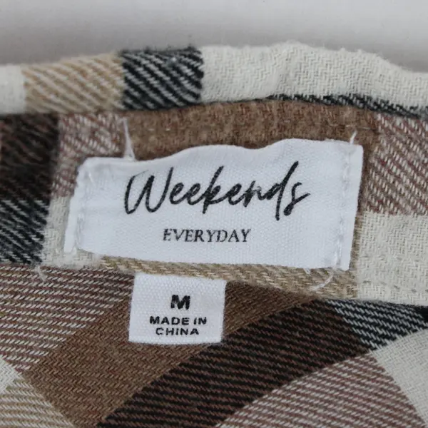 Weekends Everyday Women's M Beige Black Plaid Button Down Flannel