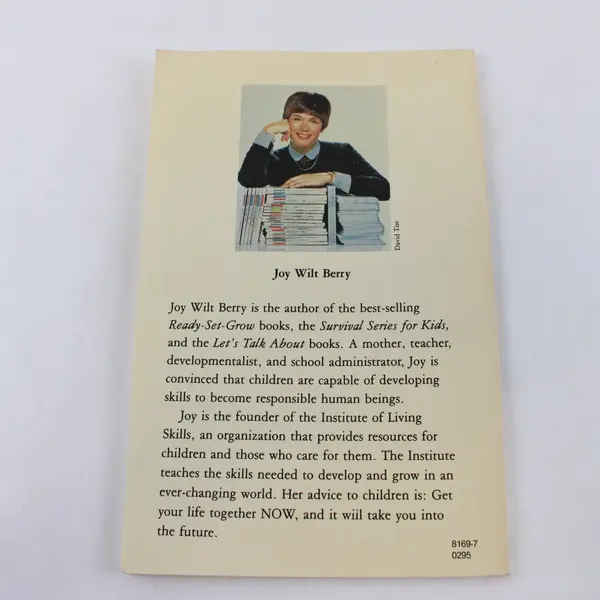 So What's Wrong With Playing Video Games? Joy Wilt Berry 1982 Paperback