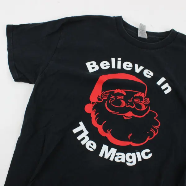 Gildan Black "Believe in the Magic" Santa Claus Short Sleeve T-Shirt Men's M