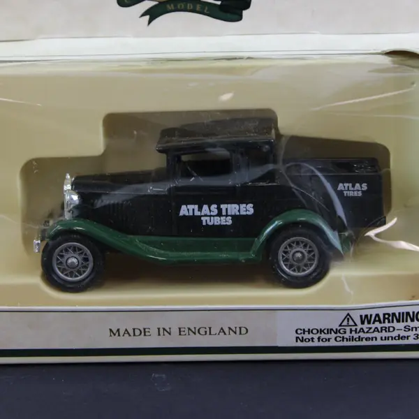 Lot 3 Lledo "Days Gone" Vintage Die-Cast Vehicle Models in Boxes, England 1993 