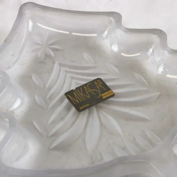 Vintage Mikasa Frosted Glass Christmas Tree Candy Dish 5-1/4"
