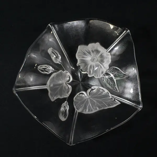 Mikasa Walther Glas Evita Etched Floral Bowl  Made in Germany 