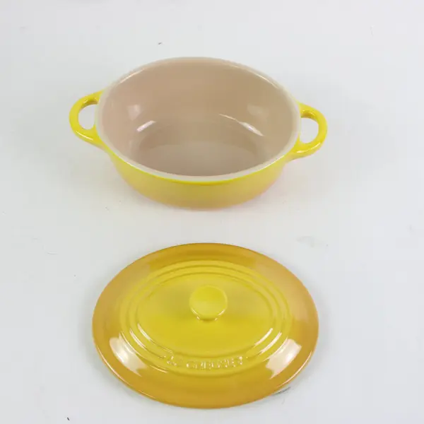 Le Creuset Stoneware Oval Baking Casserole Dish W/ Lid 7''x 4.5”  Yellow Ombré