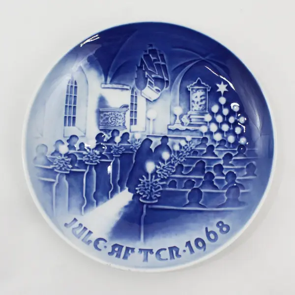 1968 Bing & Grondahl Jule Aften Christmas in Church Collector Plate