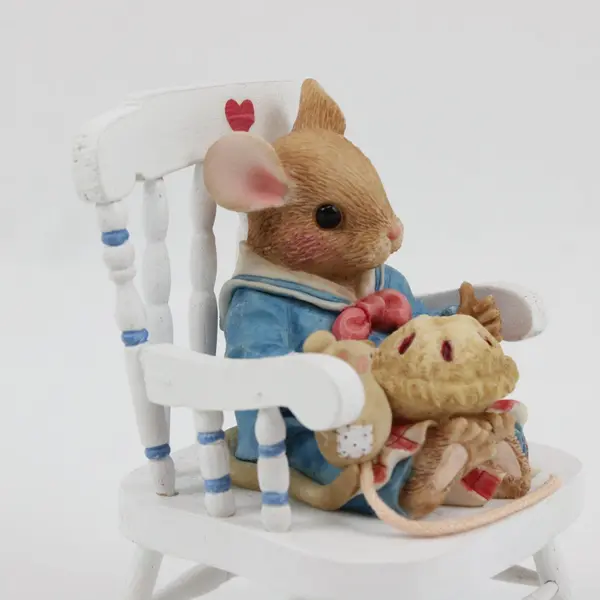 1995 Enesco Priscilla Hillman Little Jack Horner Mouse Figurine