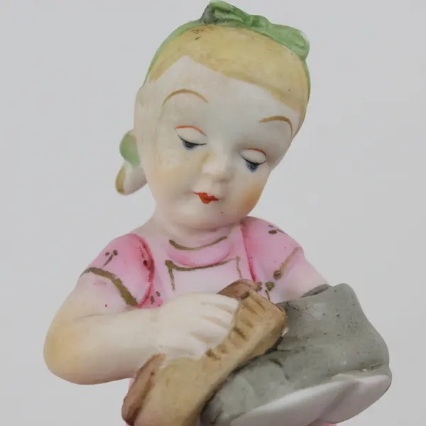 Vintage Ardalt Shoe Shine Girl Porcelain Figurine  4in