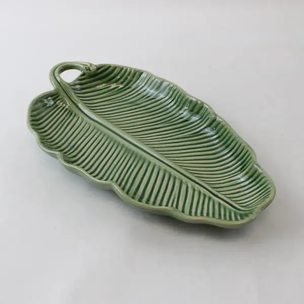 Bordallo Pinheiro Green Ceramic Banana Leaf Dish 10" Serveware