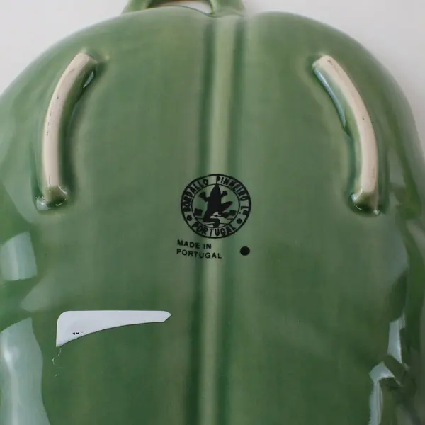 Bordallo Pinheiro Green Ceramic Banana Leaf Dish 10" Serveware