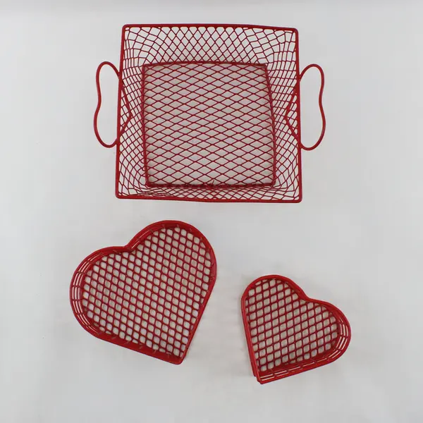 Lot of 3 Red Wire Baskets 2 Heart 1 Rectangular Valentine Decor 4-7in