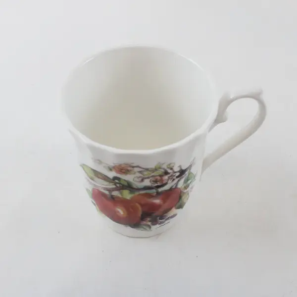Set of 4 Heirloom Bone China Fruit Pattern Mugs Vintage Tea Coffee
