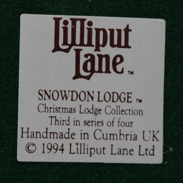 Lilliput Lane Snowdon Lodge Christmas Collection Village House Box No Deed
