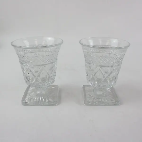 Vintage Imperial Glass Cape Cod Oyster Fruit Cocktail Glasses Set of 2