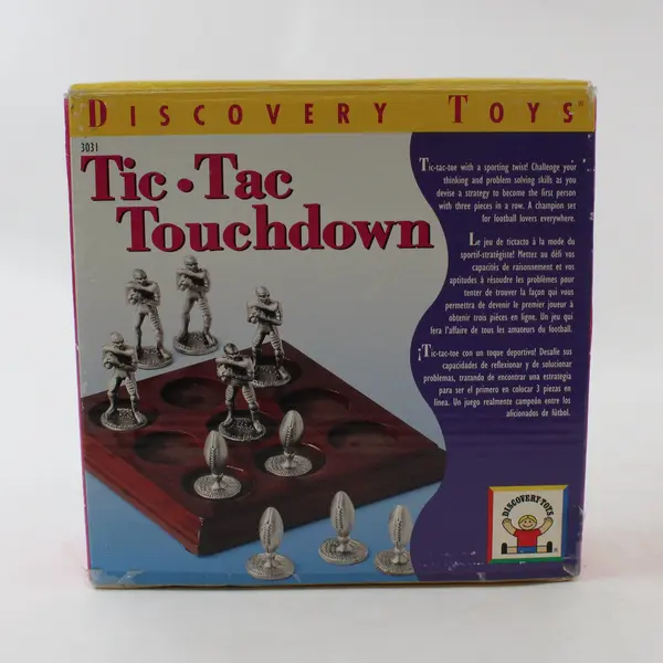 Discovery Toys Tic-Tac Touchdown Football Board Game Pre-Owned Complete