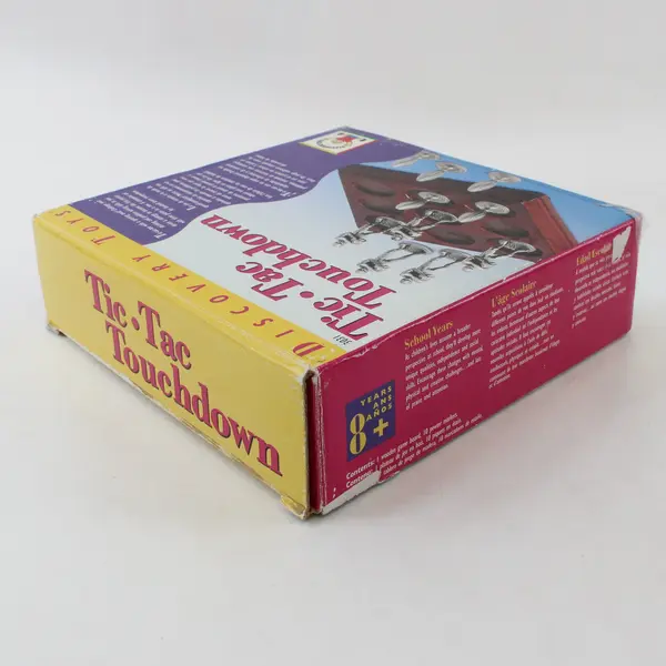 Discovery Toys Tic-Tac Touchdown Football Board Game Pre-Owned Complete