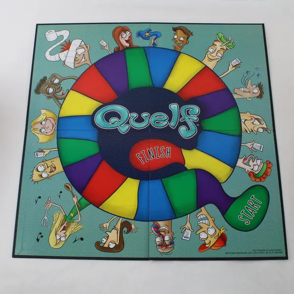 Quelf Unpredictable Party Game Spin Master Adult Board Game Obey The Card
