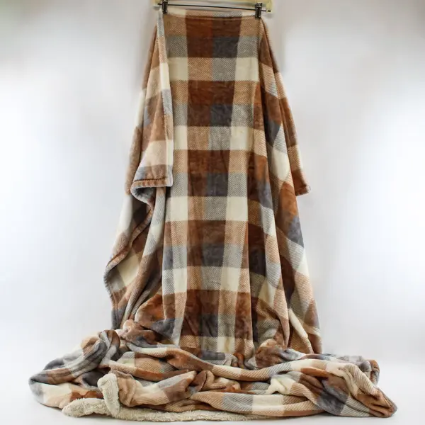 Cuddle Duds Set of 2 Plush Faux Fur Throw Blankets Tan Gray White 50x68