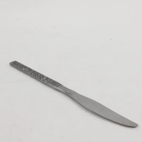 Set of 4 Floral Pattern Stainless Korea Table Knives