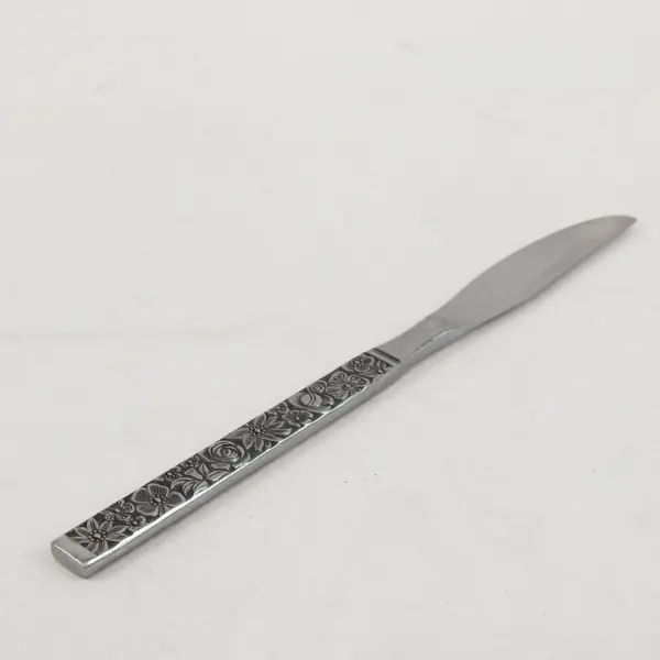 Set of 4 Floral Pattern Stainless Korea Table Knives
