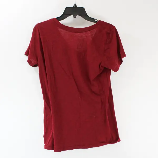 Arizona Jeans Co Women's Red V-Neck Short Sleeve T-Shirt Large